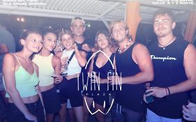 Twin Fin Plaza